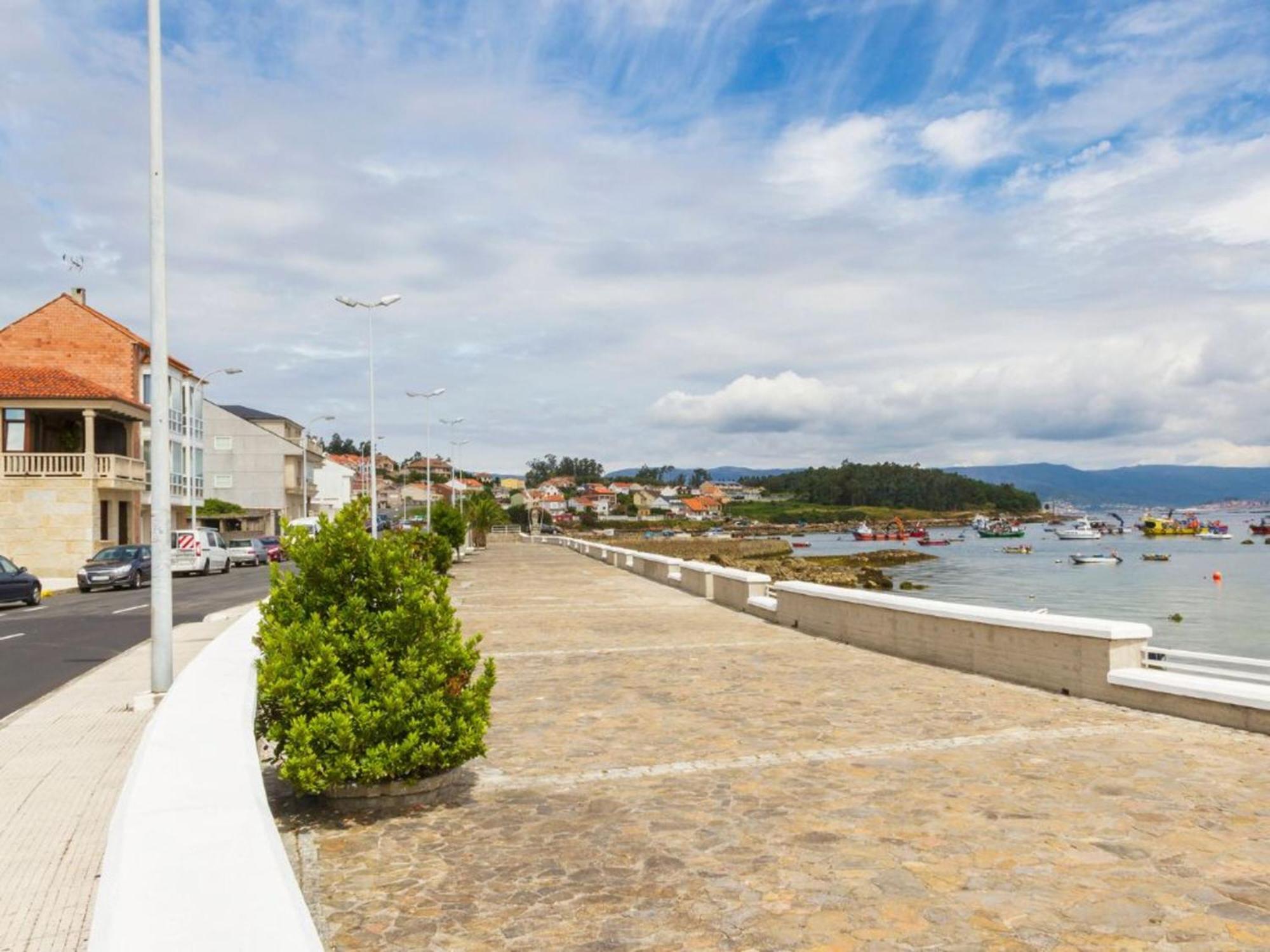 Apartamentos Illa De Arousa Centro 3000 Екстер'єр фото